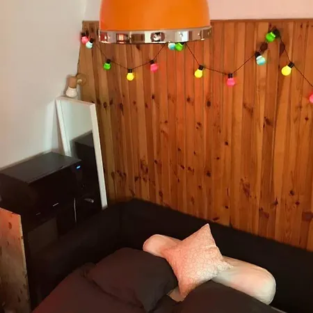 Little Studio Near Montmartre Apartment *
